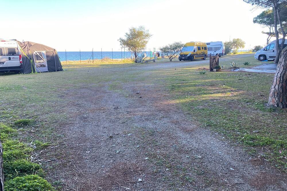 Camping surrounded by nature within walking distance from the sea in Borgia, Catanzaro Provinz