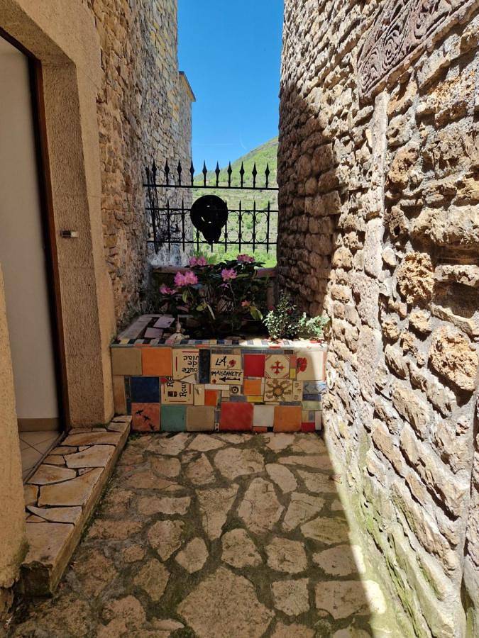 Location de vacances pour 4 personnes, avec balcon et vue à Saint-Rome-de-Tarn - 2