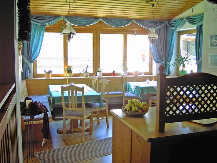 Gästehaus Kiesmüller - Einzelzimmer Nr.7° Dusche/Wc, TV in Kampenwand, Aschau im Chiemgau