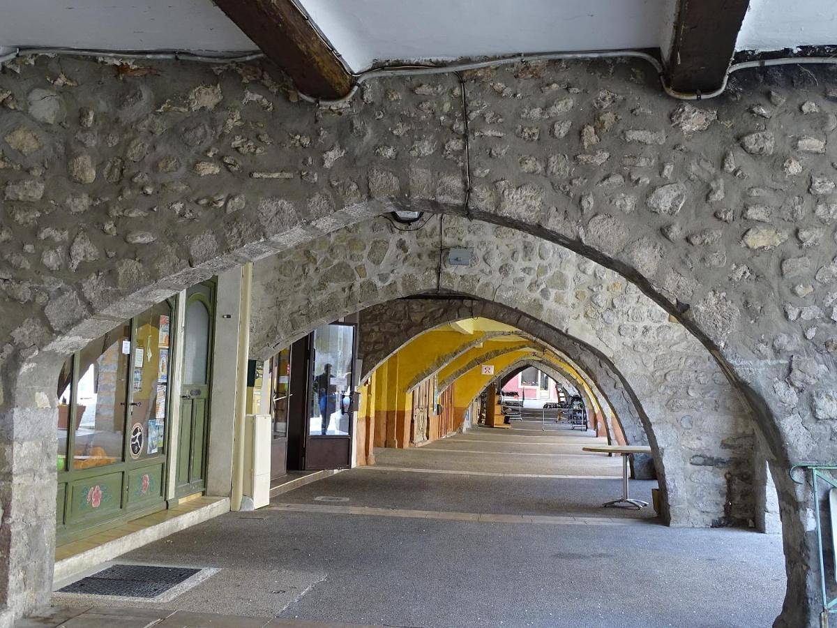 Appartement entier, Two-Bedroom Apartment in Buis-les-Baronnies, Région de nyons