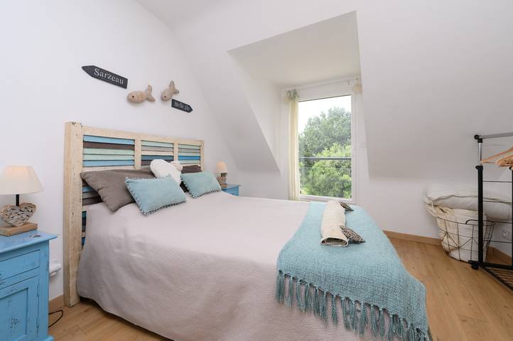 Entire apartment, Apartment 'Le Clos Du Pont, Zen' with Sea View, Private Pool and Wi-Fi in Noyalo, Côte des Mégalithes