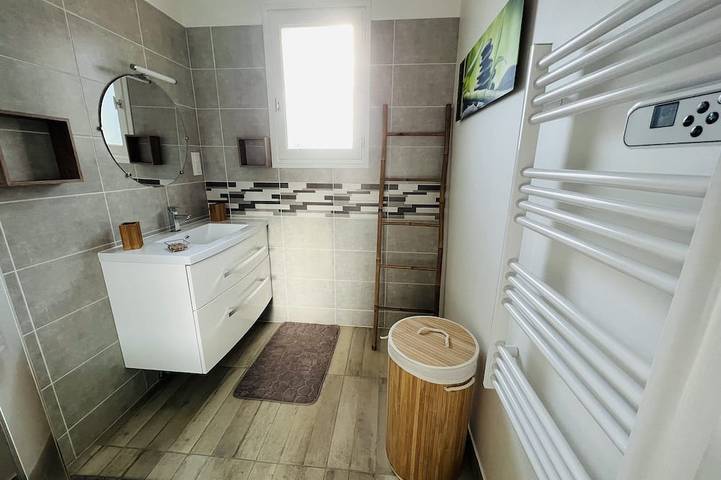 Location de vacances pour 4 personnes, avec terrasse et jardin à Bretteville-sur-Ay - 4