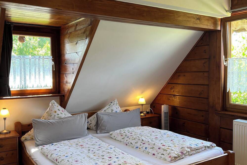 Hotel Waldhaus-Lahnstein, Zimmer 1, Doppelzimmer im Og inkl. Frühstück in Lahnstein, Mittelrhein