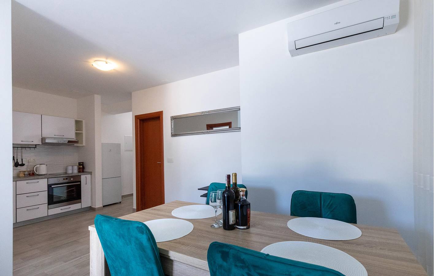 Ganze Ferienwohnung, Ferienwohnung für 2 Personen mit Terrasse in Komarna, Dubrovnik-Neretva