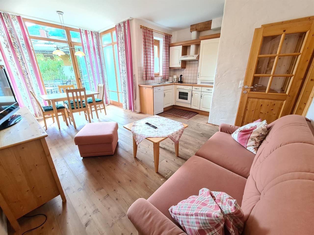 Ganze Ferienwohnung, 2-4 P. Zweiraumapartment - 45-50 m² in Bad Kleinkirchheim, Nockberge