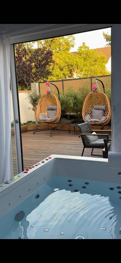 Appartement de vacances pour 2 personnes, avec terrasse ainsi que sauna et jacuzzi