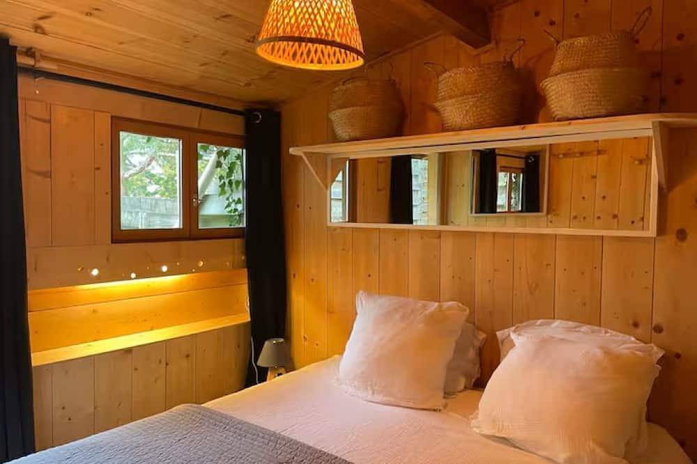Cabane romantique avec jacuzzi proche de la plage in Claouey, Lège-Cap-Ferret