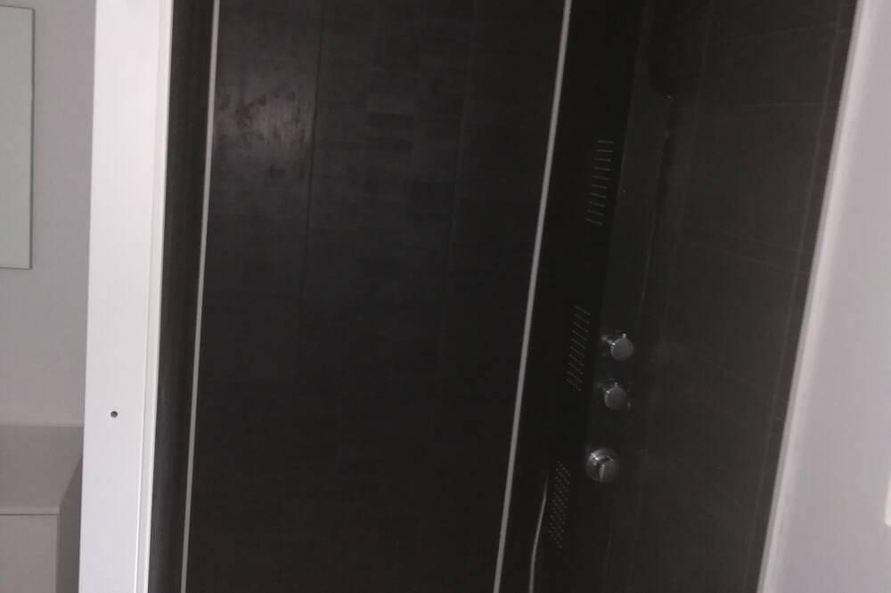 Appartement entier, Charmant Duplex 4 personnes in Fleury-sur-Orne, Région de Caen