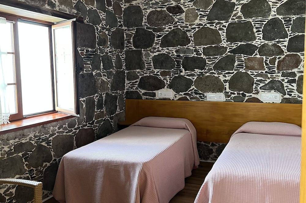 Casa Rural con Baño Adaptado a Minusválidos, ¡a 5 min de la Playa! in El Molino de Viento, Mogán
