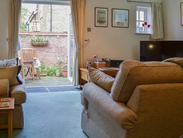Holiday Rental for 6 People in Snettisham, Norfolk, Photo 1