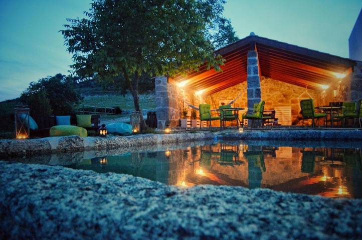Casa de férias para 22 pessoas, com Terraço e Jardim e ainda Piscina infantil and Piscina em Celorico da Beira