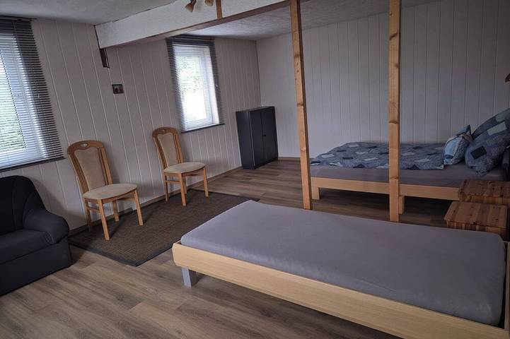 Ferienhaus für 8 Personen, mit Terrasse und Garten in Naturpark Lahn-Dill-Bergland - 3