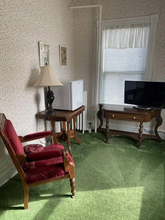 Ah #8 · Ah #8 Queen Suite w/Tub/Shower in Wabasha, Wabasha County