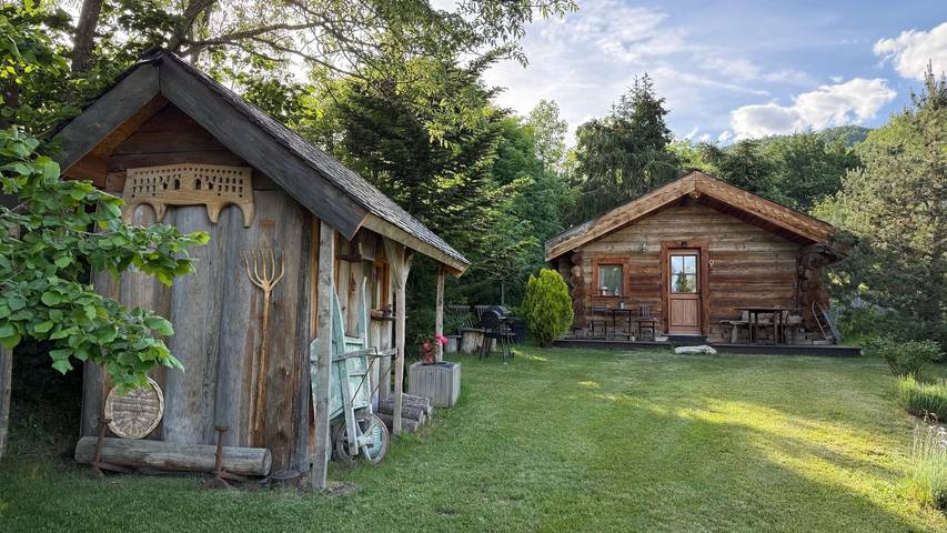 Gîte pour 2 personnes, avec Terrasse et Jardin