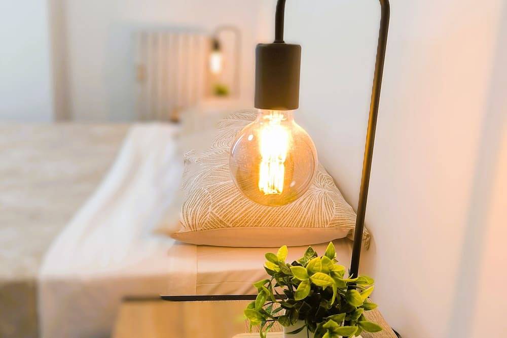 La Parada de Arco by Alogest in Zaragoza, Provincia de Zaragoza