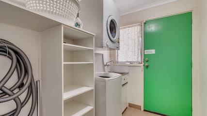 Holiday Home for 12 People in Lakes Entrance, Shire of East Gippsland, Photo 4