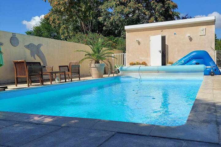 Gîte pour 5 personnes, avec Terrasse à Saint-Sauveur (Aquitaine)