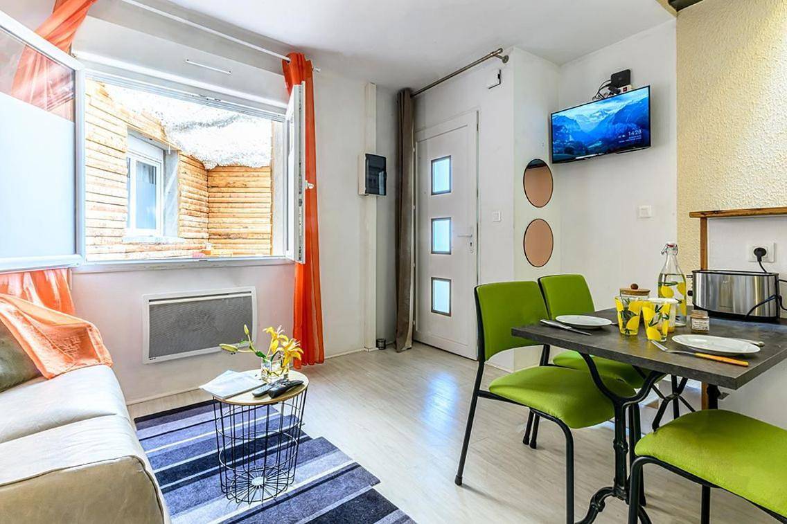 Appartement entier, Appartement Climatisé Aux Portes De L'Aubrac in Laissac, Aveyron