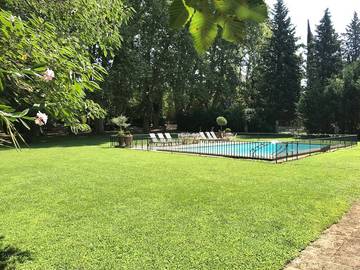 Chambre d’hôte pour 2 personnes, avec jardin et piscine à Aix-en-Provence