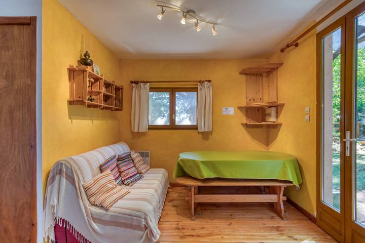 Gite du bas – in La Rouquette, a charming little hamlet in Saint-Privat, Lodève region