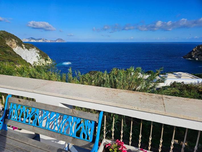 Gîte pour 2 personnes, avec Balcon ainsi que Terrasse et Vue à Ponza - 3