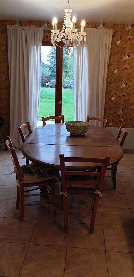 Maison dans un cadre verdoyant pour amoureux de grands espaces in Nogent-sur-Vernisson, Région de Montargis