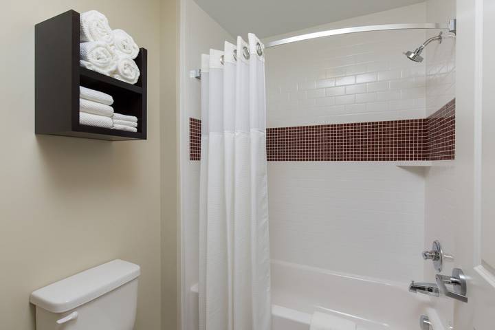 Staybridge Suites Corona South in Corona, Riverside County