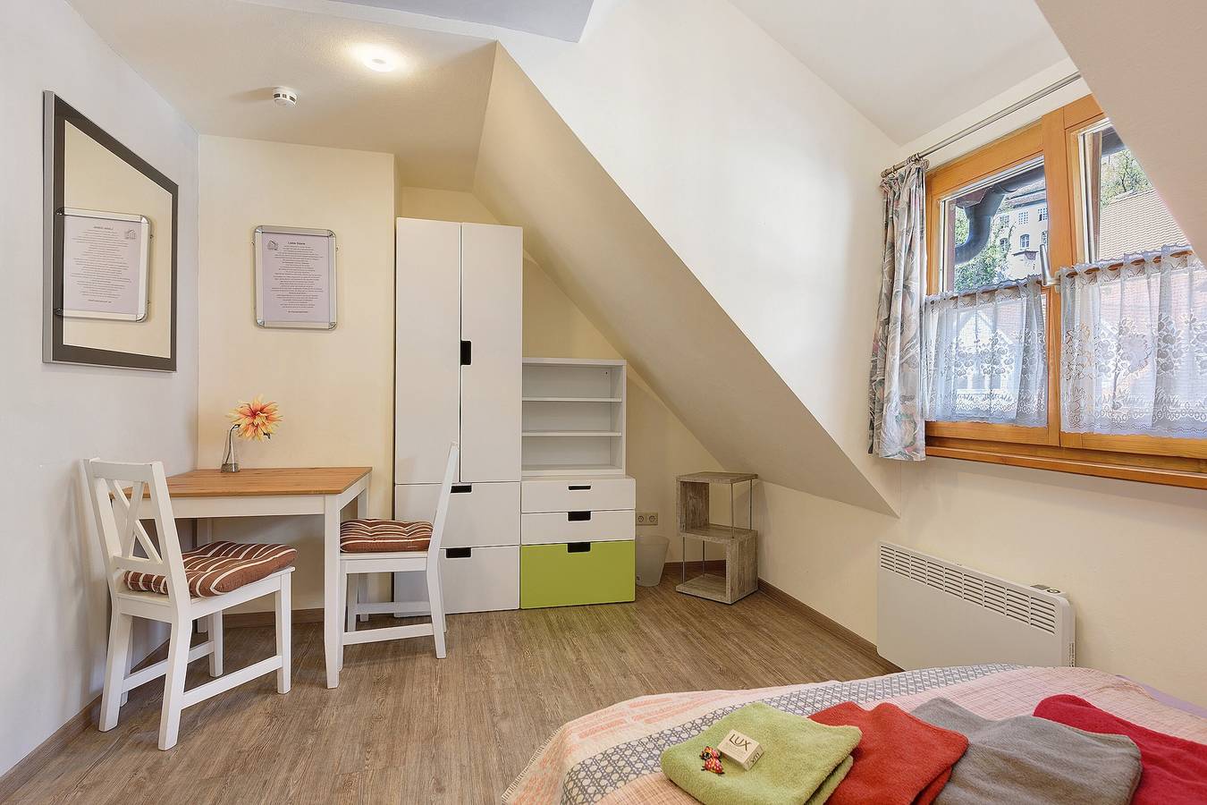 Zimmer 'Doppelzimmer Liechtenstein' mit Wlan in Meersburg, Region Bodensee-Oberschwaben