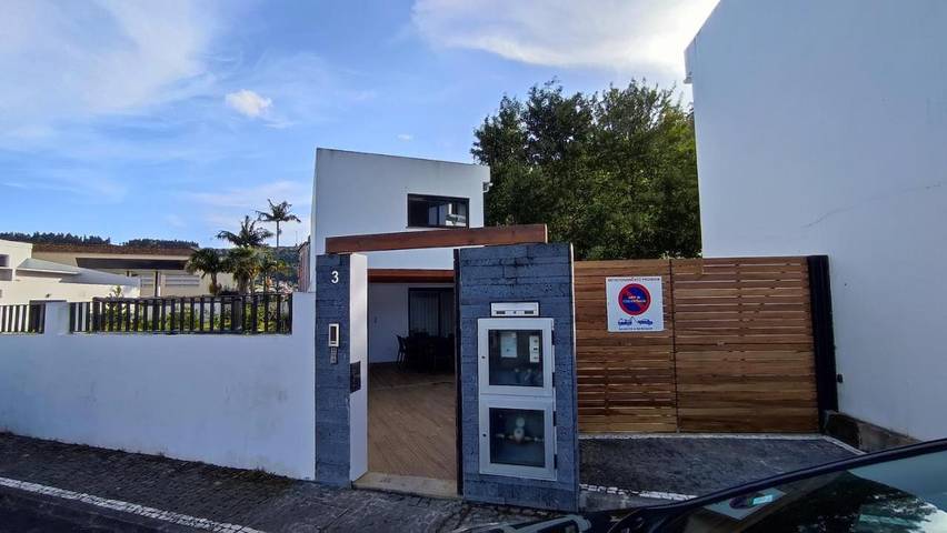 Casa de férias para 6 pessoas, com jardim e vista em Furnas