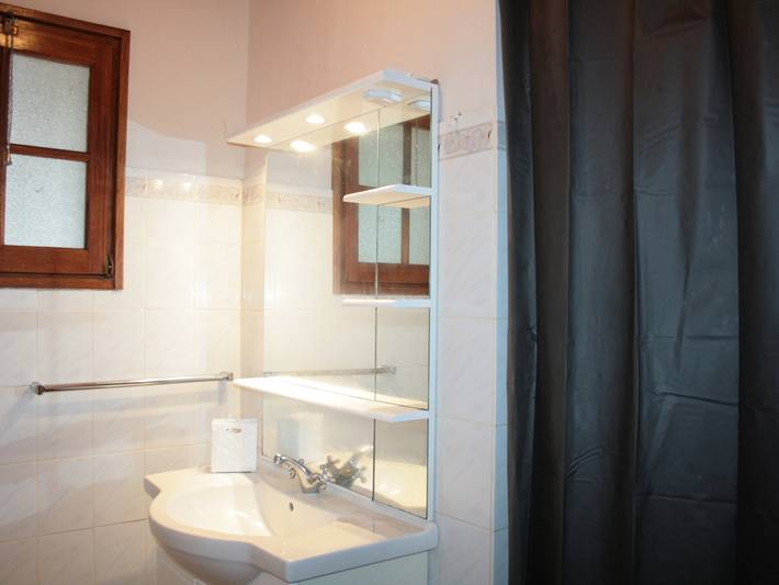 Location de vacances pour 4 personnes, avec jardin dans La Terrière - 4