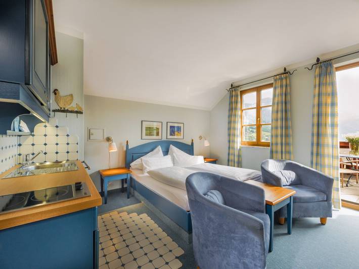 Ferienwohnung für 2 Personen, mit Seeblick und Balkon sowie Sauna und Garten in Ausseerland