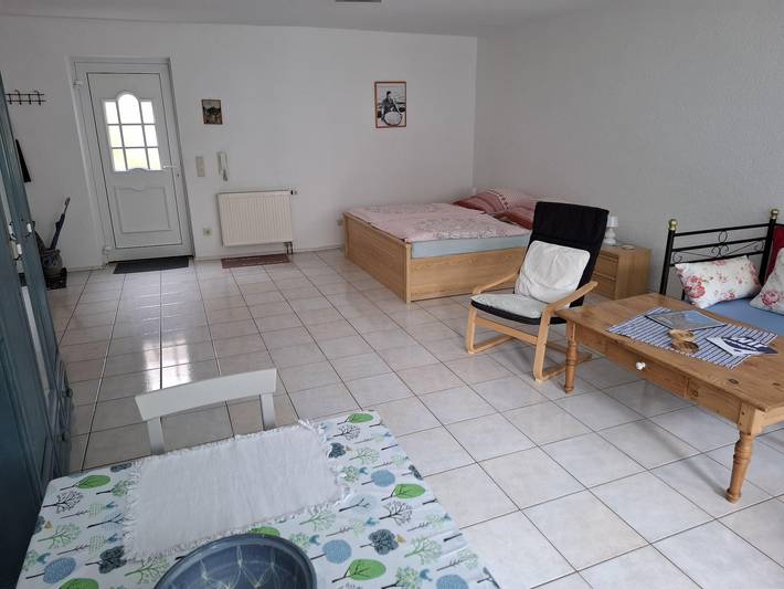 Ferienwohnung für 3 Personen, mit Terrasse und Garten in Hambach (Neustadt) - 4