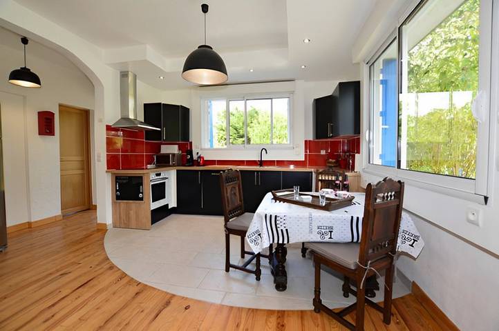 Gîte pour 6 personnes, avec terrasse et jardin, animaux acceptés à Saint-Lunaire - 3