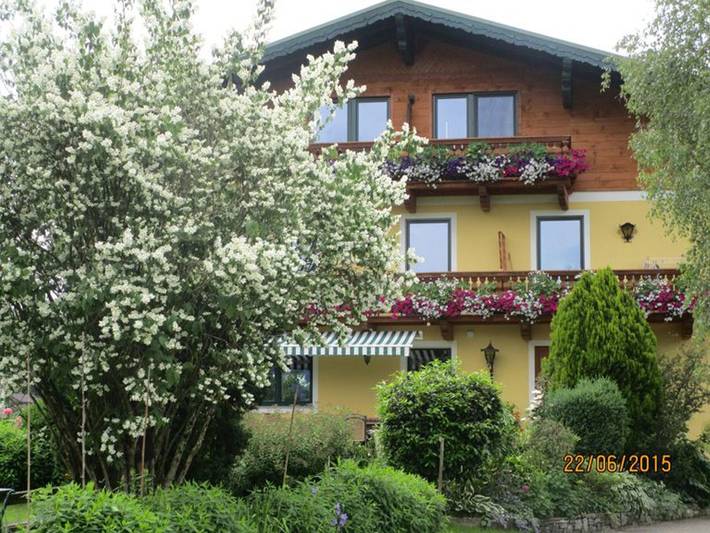 Ferienwohnung für 4 Personen, mit Balkon und Garten sowie Ausblick am Mondsee - 3