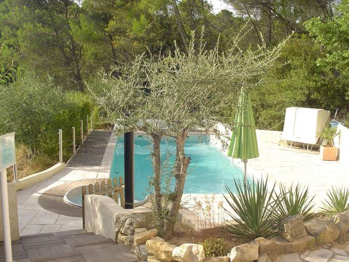 Appartement de vacances pour 2 personnes, avec jardin et piscine