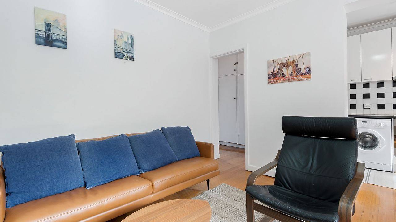 Entire holiday apartment, Ferienwohnung für 2 Personen (37 m²) in Travancore in Melbourne, Moonee Valley City