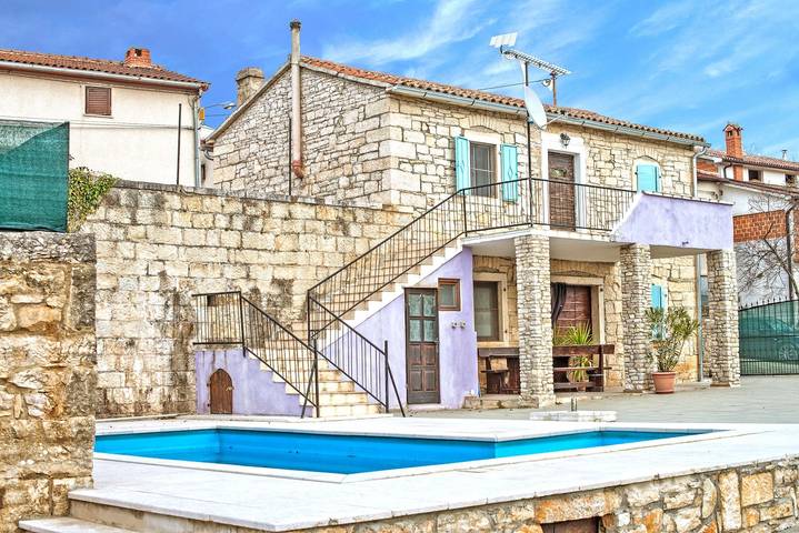 Ferienhaus für 5 Personen, mit Balkon/Terrasse und Pool in Istrien