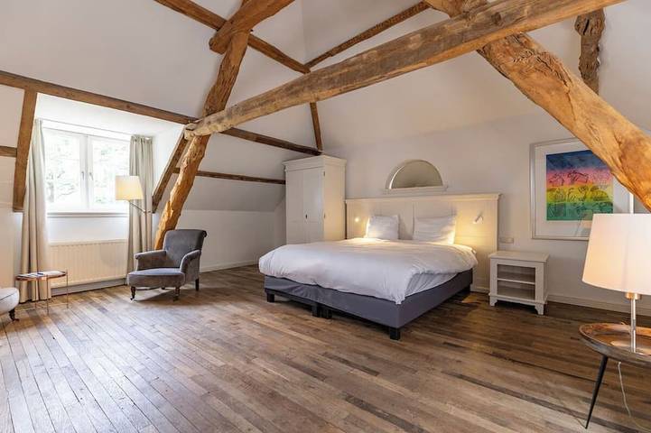 Hotel für 4 Personen