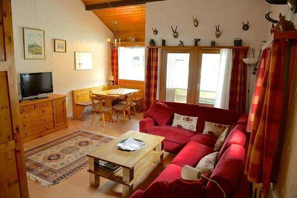 Ferienwohnung für 8 Personen, mit Balkon und Garten in Celerina