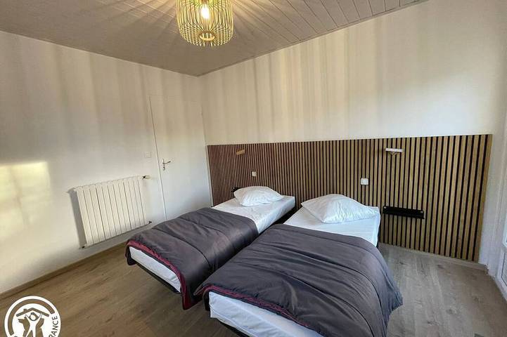 Gîte pour 8 personnes, avec jacuzzi ainsi que piscine et jardin, animaux acceptés à Saint-Hilaire-de-Riez - 3