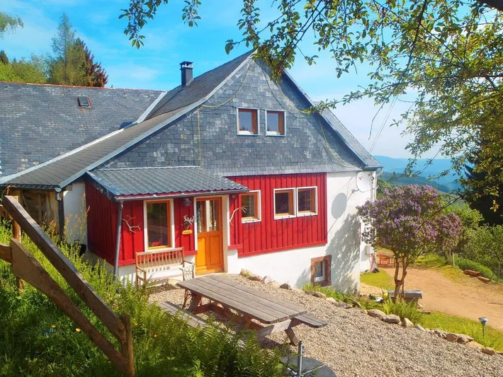 Maison de vacances pour 4 personnes, avec jardin ainsi que sauna et jacuzzi - 1