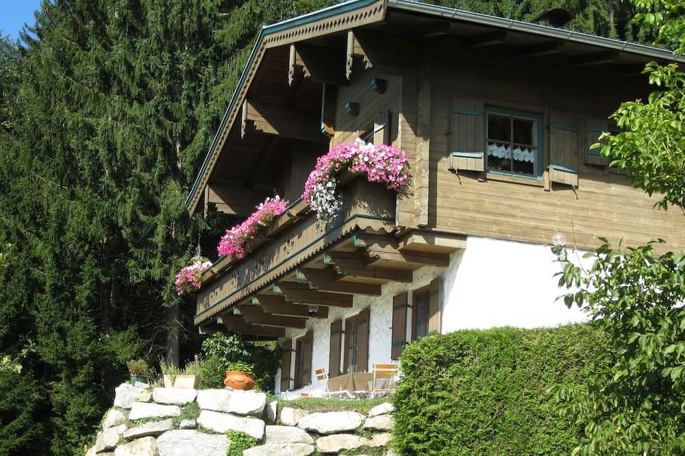 Ganze Wohnung, Traumhafte Ferienwohnung mit Sonnenterrasse in Mittersill, Pinzgau