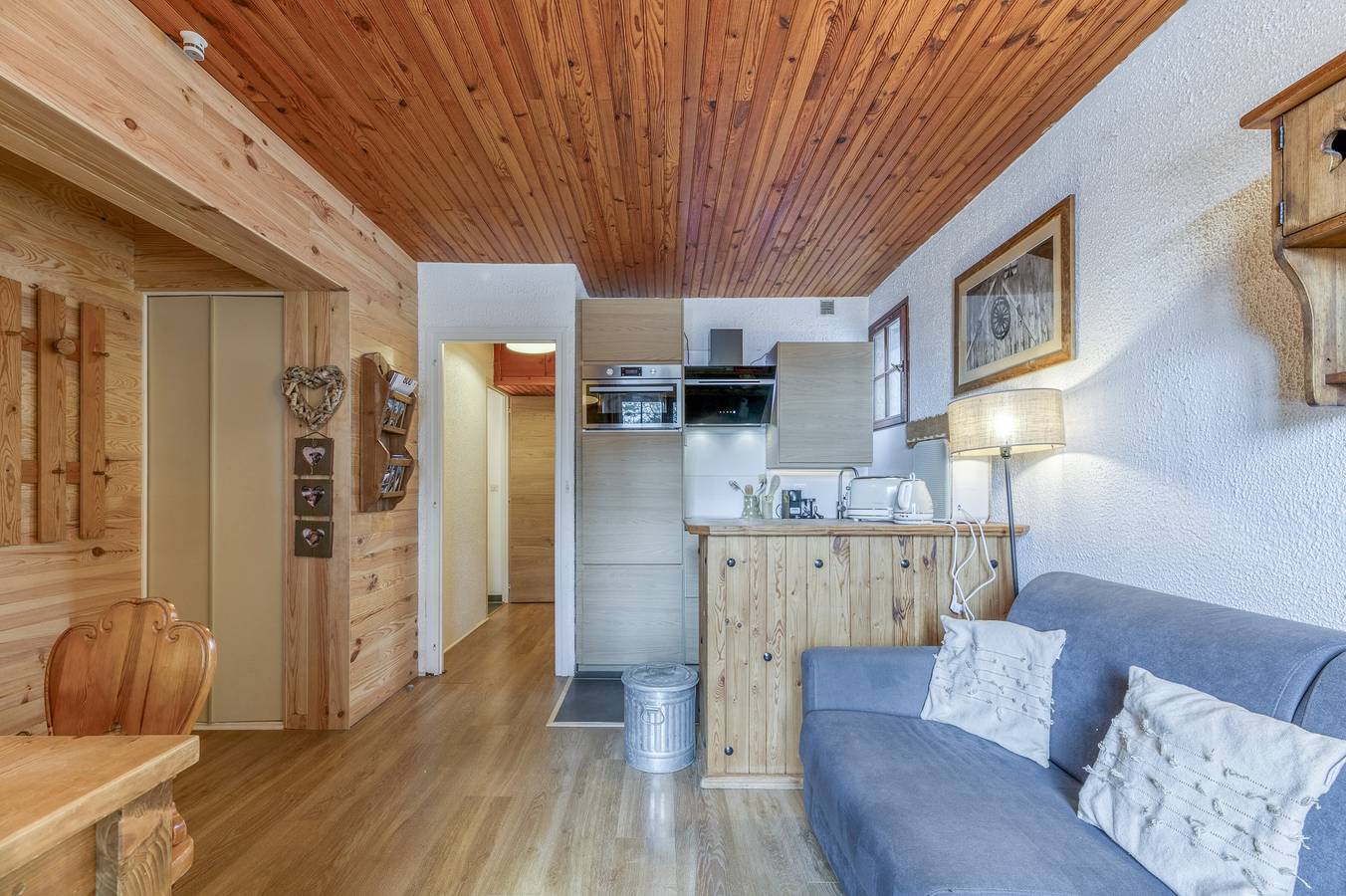 Ganze Wohnung, Ferienwohnung 'Gawal 1' mit Bergblick, privater Terrasse und Wi-Fi in Villard-Reculas, Nationalpark Écrins