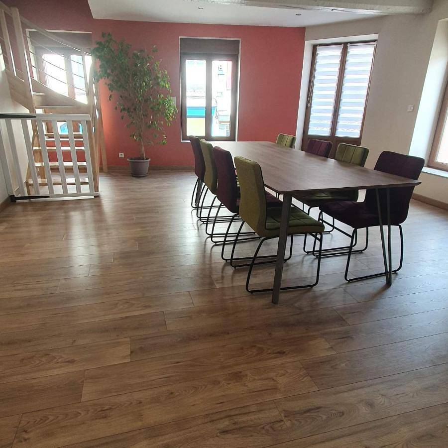 Appartement entier, Apartment in Frévent, Région d'Arras