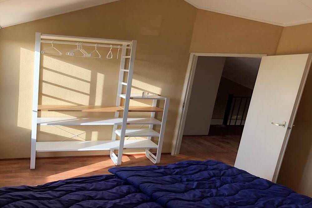 Holiday house \"White Shell\" - large garden - parking lot directly at the house in Brouwershaven, Grevelingenmeer