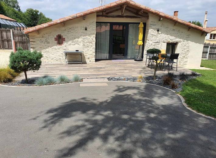 Gîte pour 4 personnes, avec jardin et terrasse