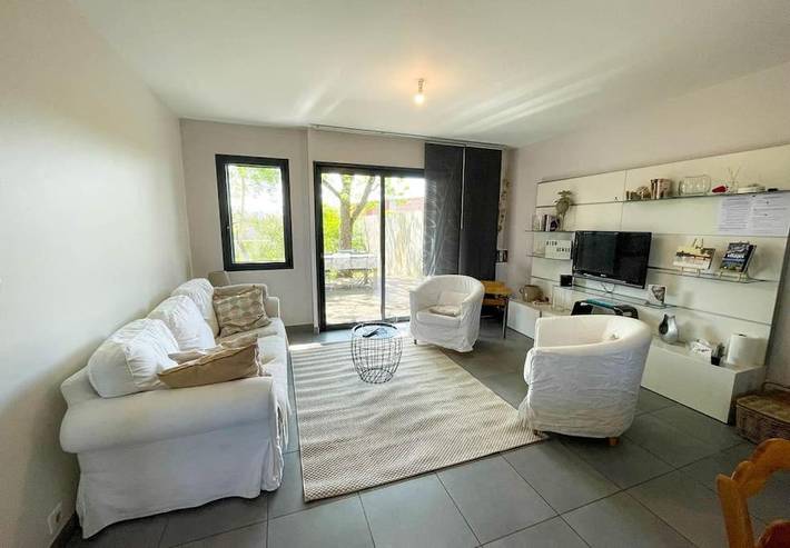 Location de vacances pour 6 personnes, avec vue et jardin à Montans - 4