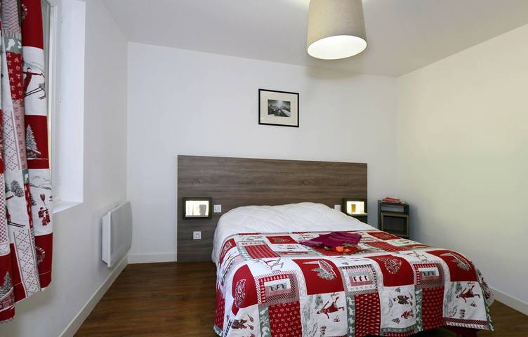 Gîte pour 6 personnes, avec piscine et sauna, animaux acceptés dans Office De Tourisme D Auris En Oisans - 4