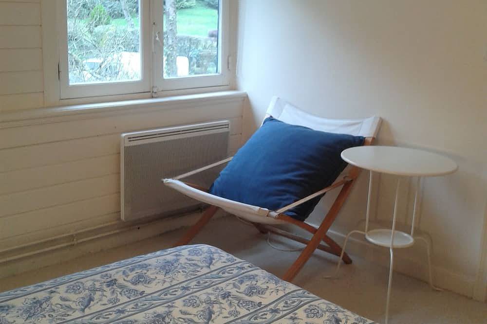 Charming bay, very close to beach - fisherman’s house sleeps 7 in Ploumilliau, Ceinture Dorée