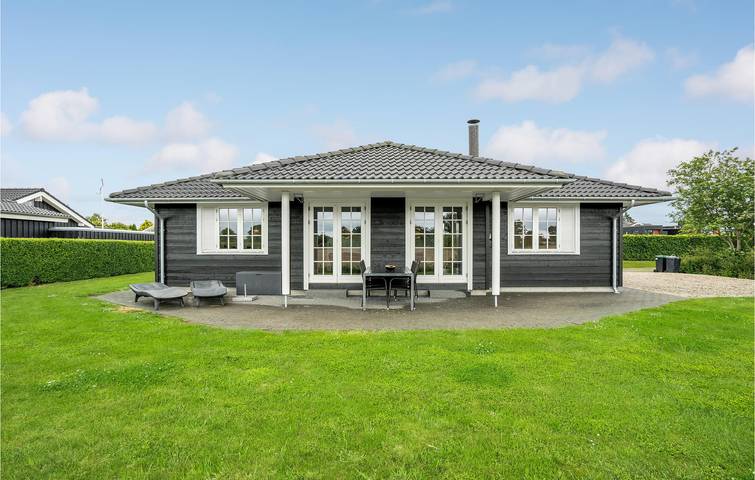 Ferienhaus für 6 Personen, mit Terrasse und Whirlpool sowie Garten in Råde Strand - 2